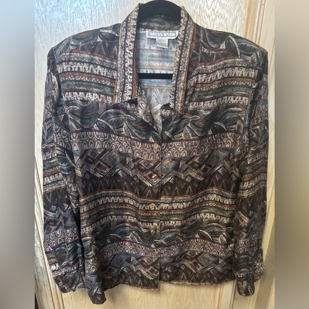 Dress Barn Women’s‎ 100% Silk Top Size L Button Up Boho Indie Aztec Geometric